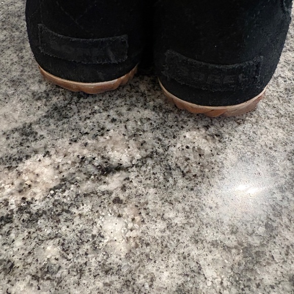 Sorel Mocassins - Picture 2 of 5
